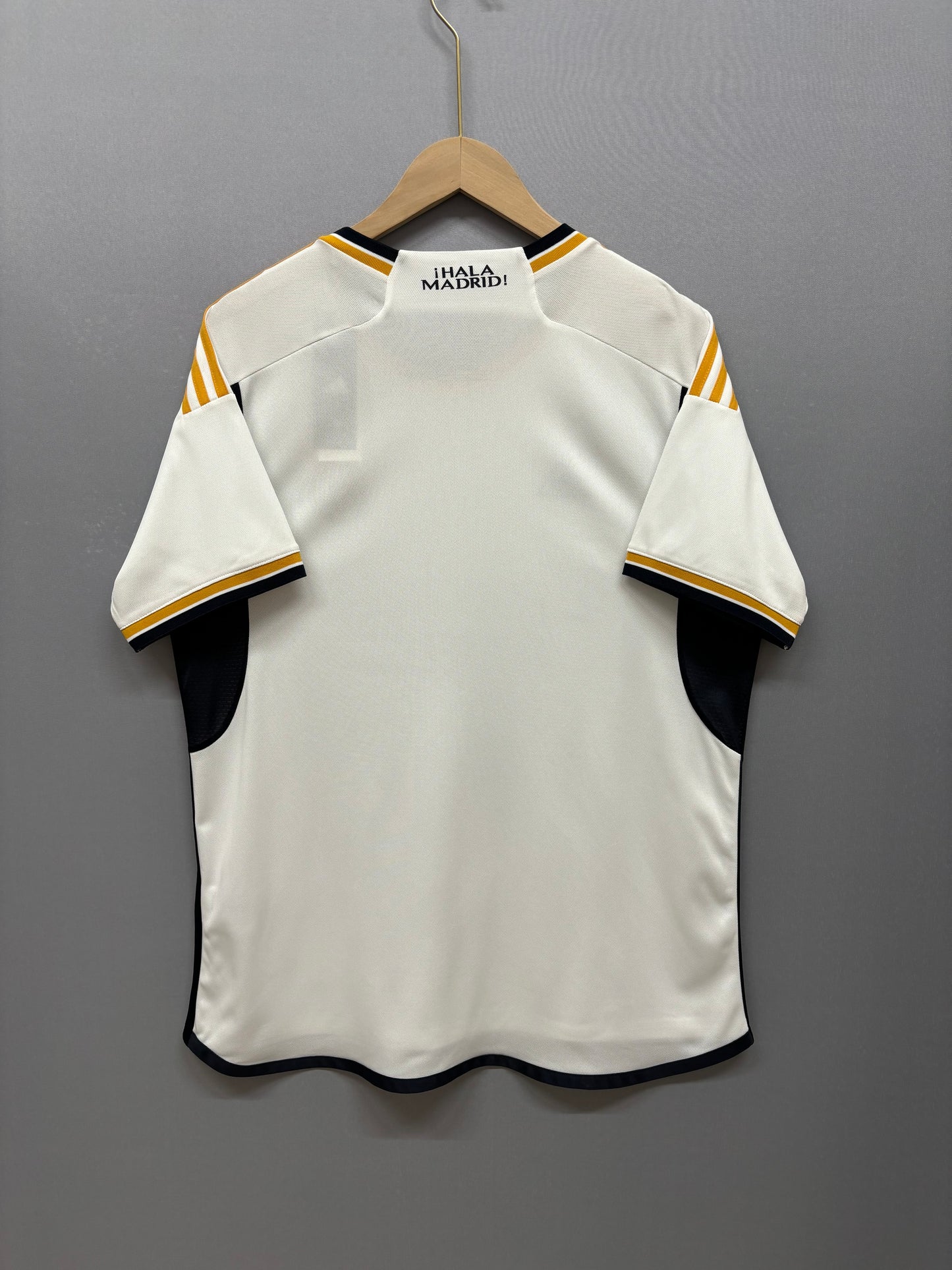 Real Madrid FC 23/24 Home Jersey